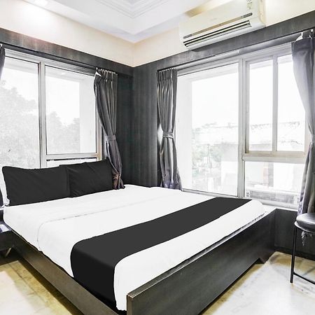 Super Collection O Ashram Road Near Sardar Bridge Formerly Hotel Apple Inn Ahmedabad Luaran gambar